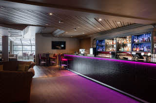 Urheberrecht: Kyle Meyr Bar im Scandic Valdres